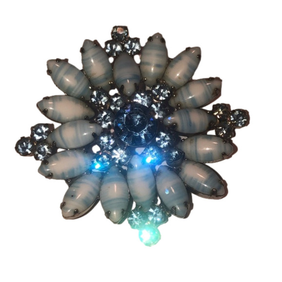 𝅺vtg Juliana DE Blue Stripe Milk Glass Rhinestone Flower Brooch 2” Confirmed - Picture 3 of 10